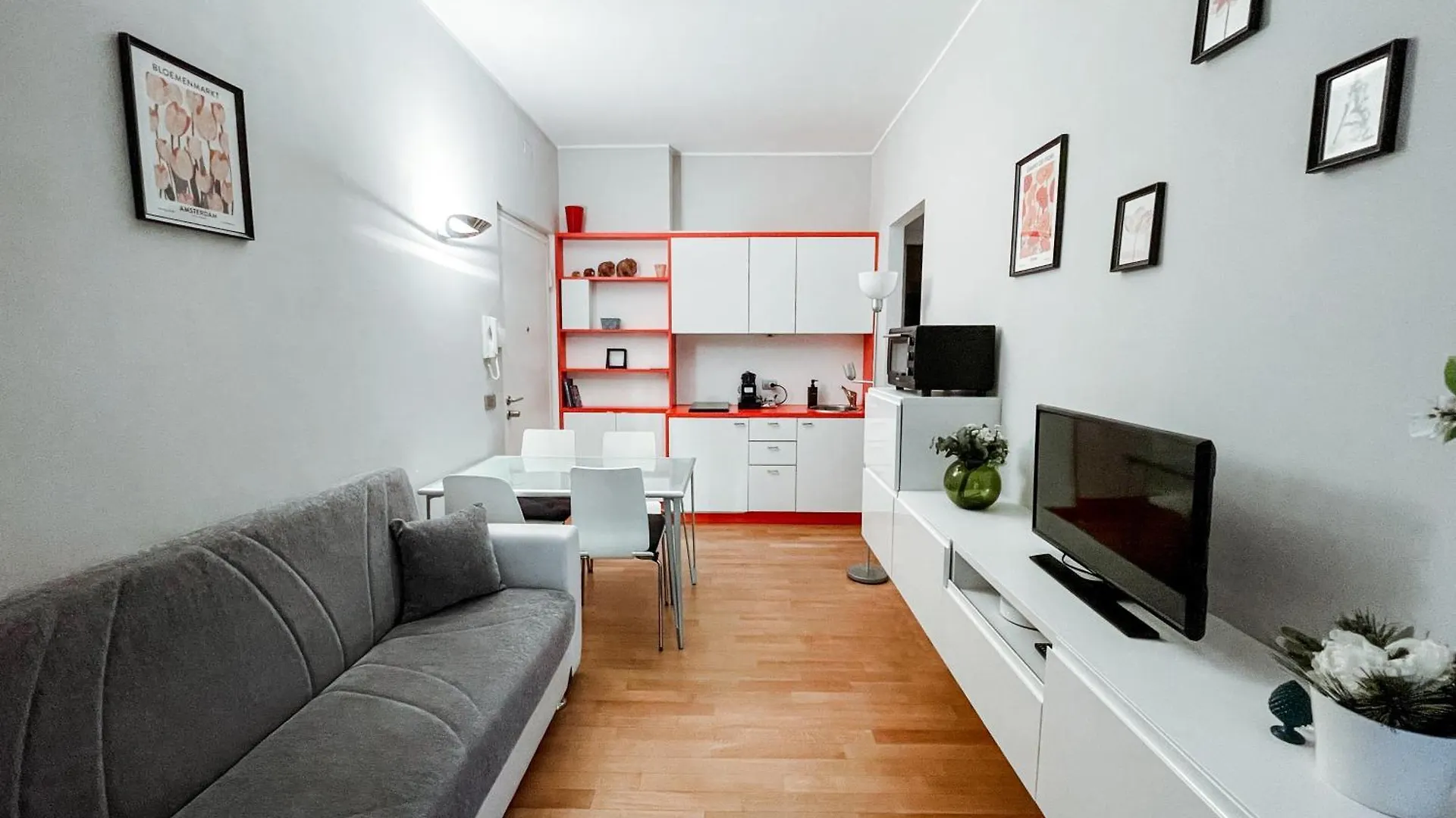 Archimede73, Citycenter Milan 0*,  Italy